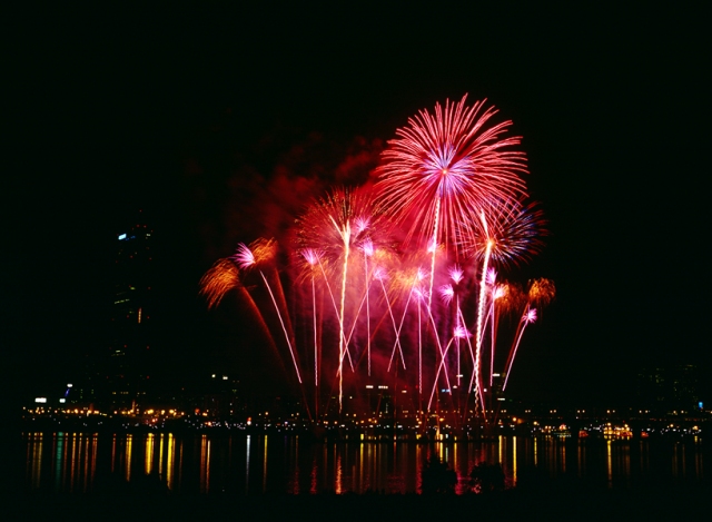 fireworks_01.jpg